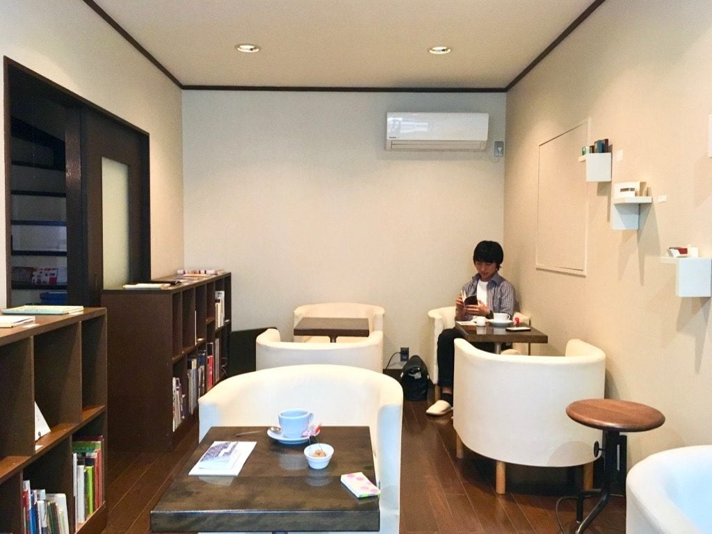 Book+の展示店内