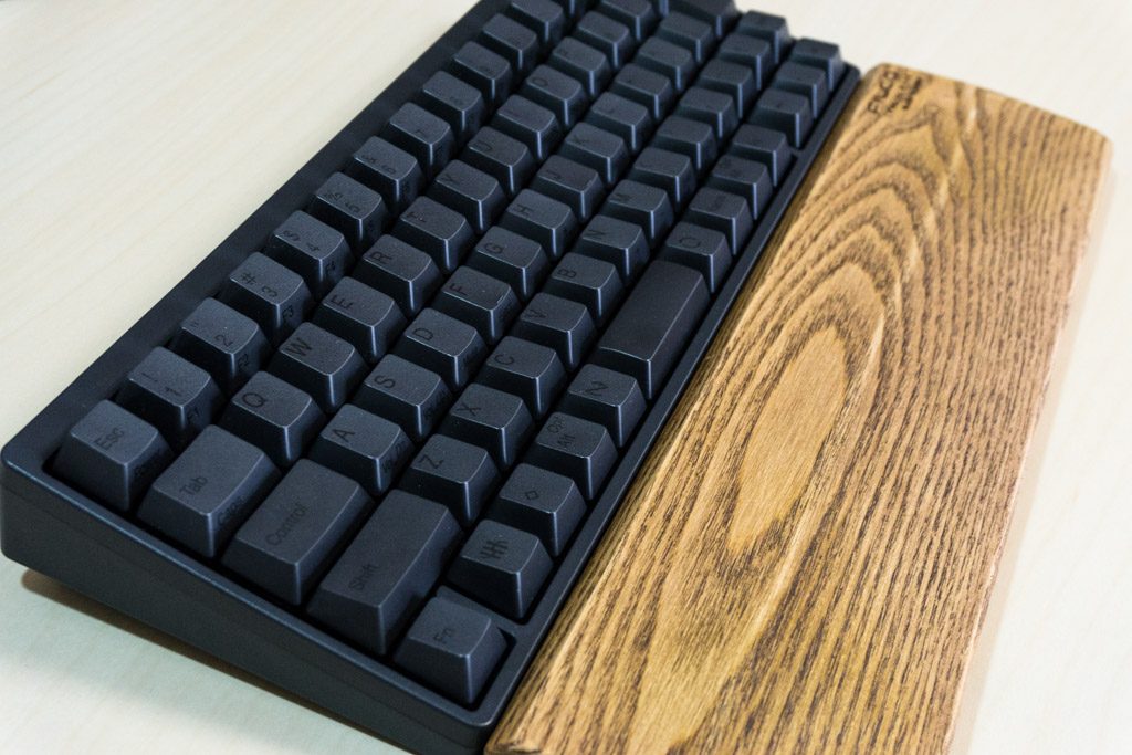 HHKB Professional BTとウッドパームレスト