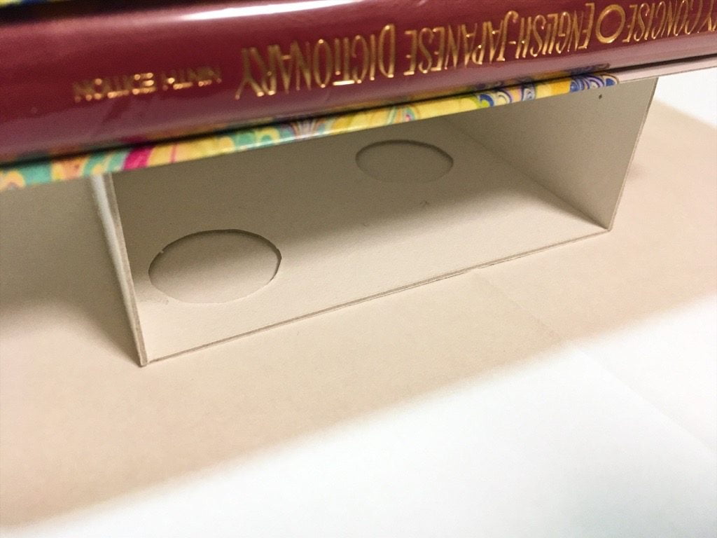 一文物語手製本「ポケットに入る宇宙の万華鏡」BOXの箱のパーツを貼り合わせ