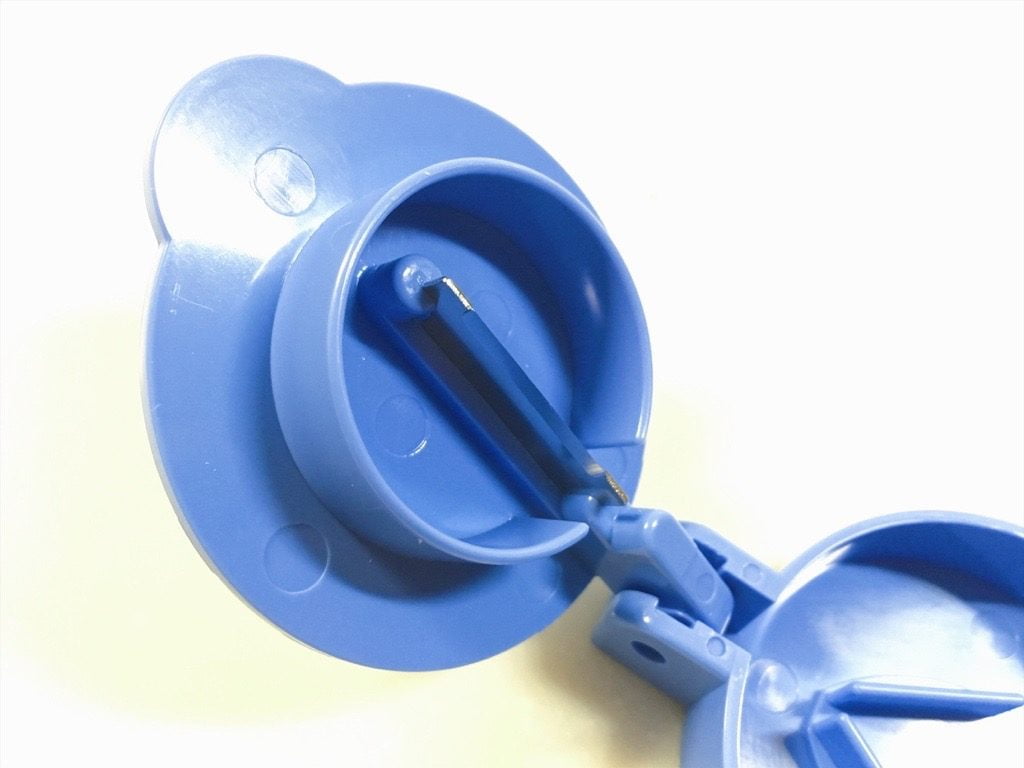 サンクラフト社の錠剤カッターのカッター部分