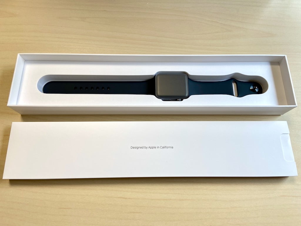 Apple Watch Series 3の箱の中身